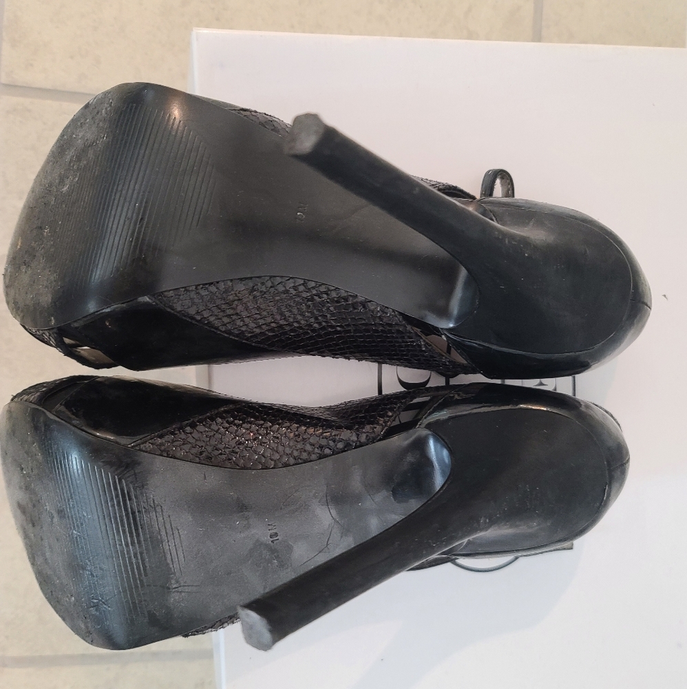 Black Open Toe Stilleos By Guess - image 4